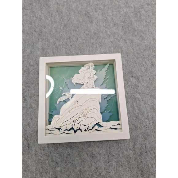 Disney The Little Mermaid Light Box UKONIC Diorama Ariel On A Rock Works Charger - Picture 3 of 10